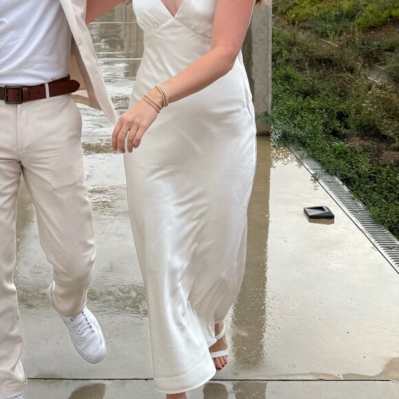 Abercrombie & Fitch Plunge Cowl Back Maxi Dress (White) - Picture 6 of 9